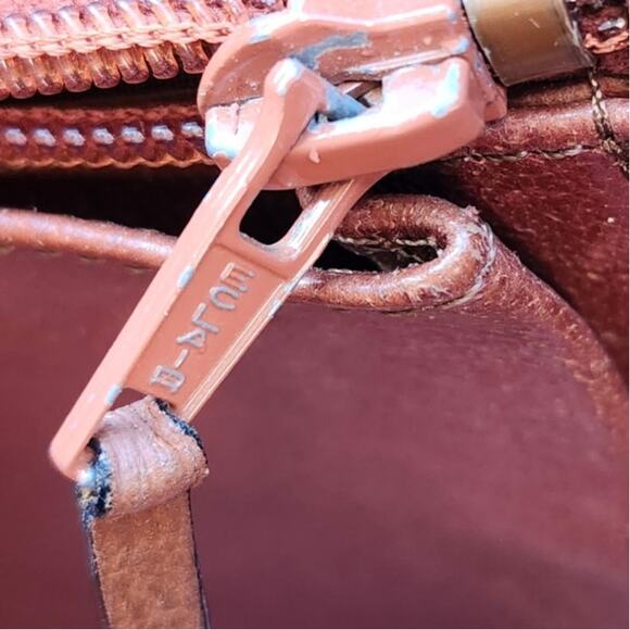 Louis Vuitton Sac Bivouac Vintage Monogram Shoulder Bag – Rare - Picture 14 of 15